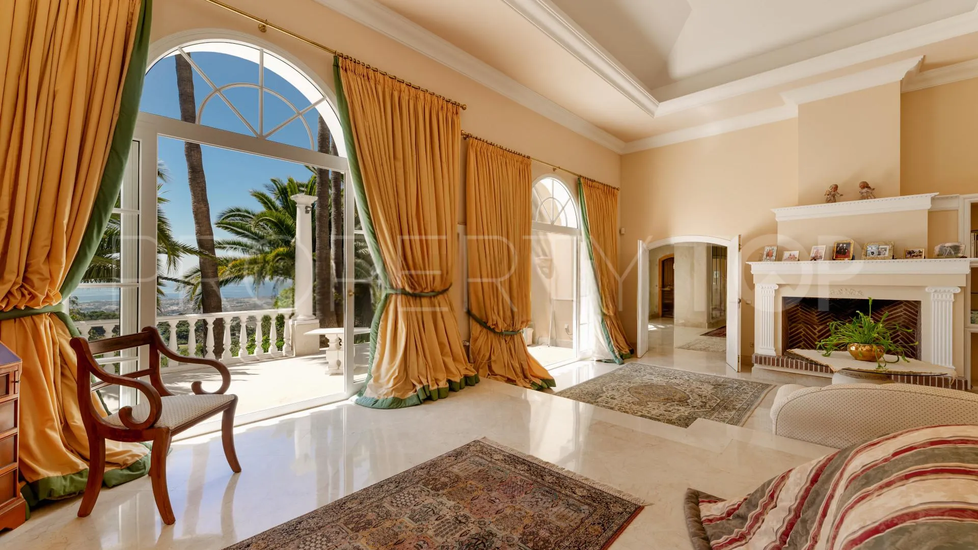 For sale La Zagaleta villa with 4 bedrooms