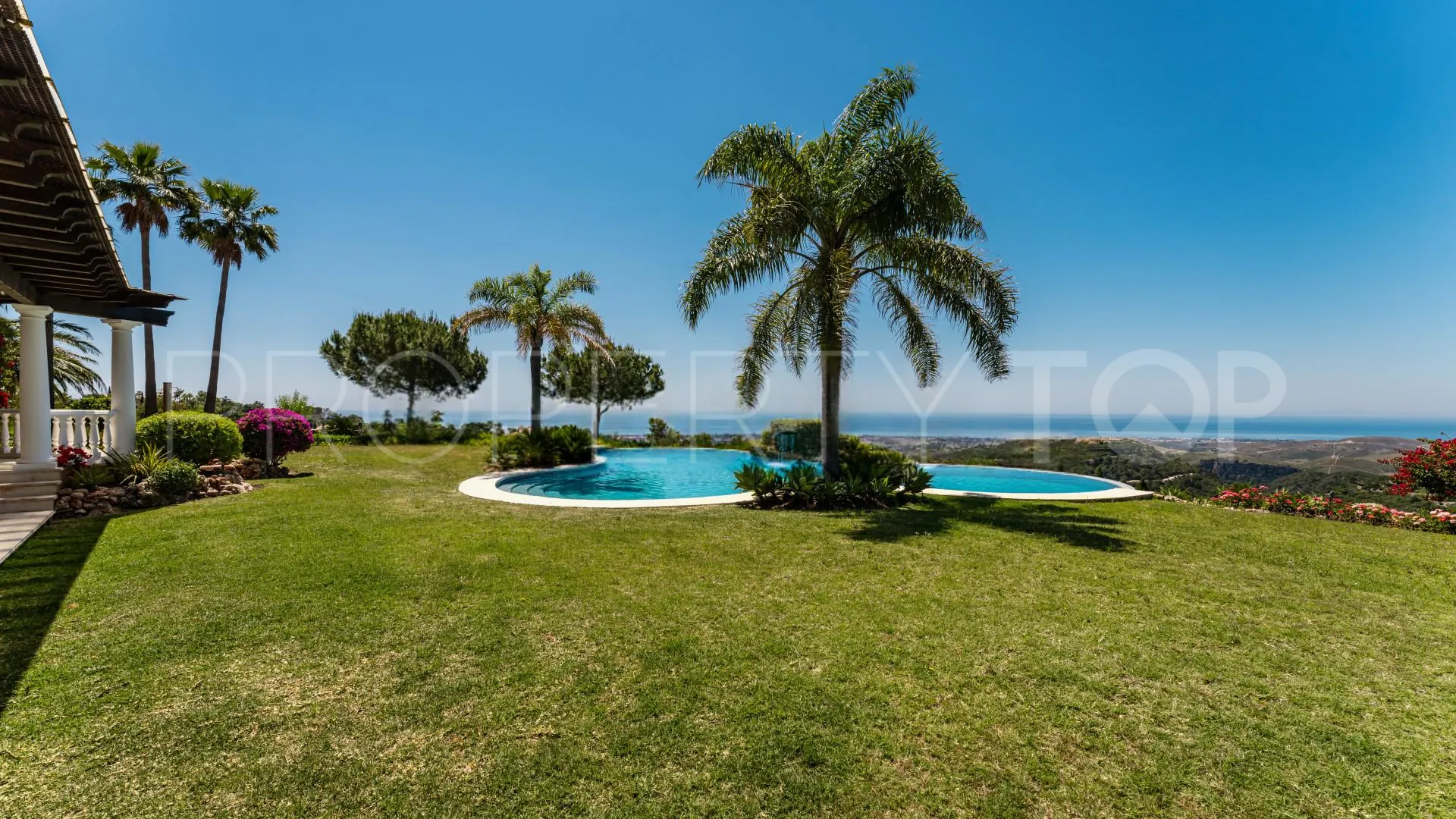 For sale La Zagaleta villa with 4 bedrooms