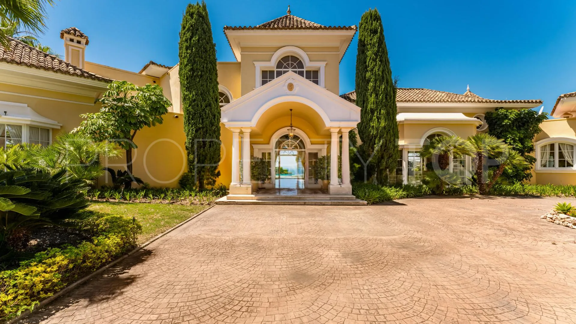 For sale La Zagaleta villa with 4 bedrooms