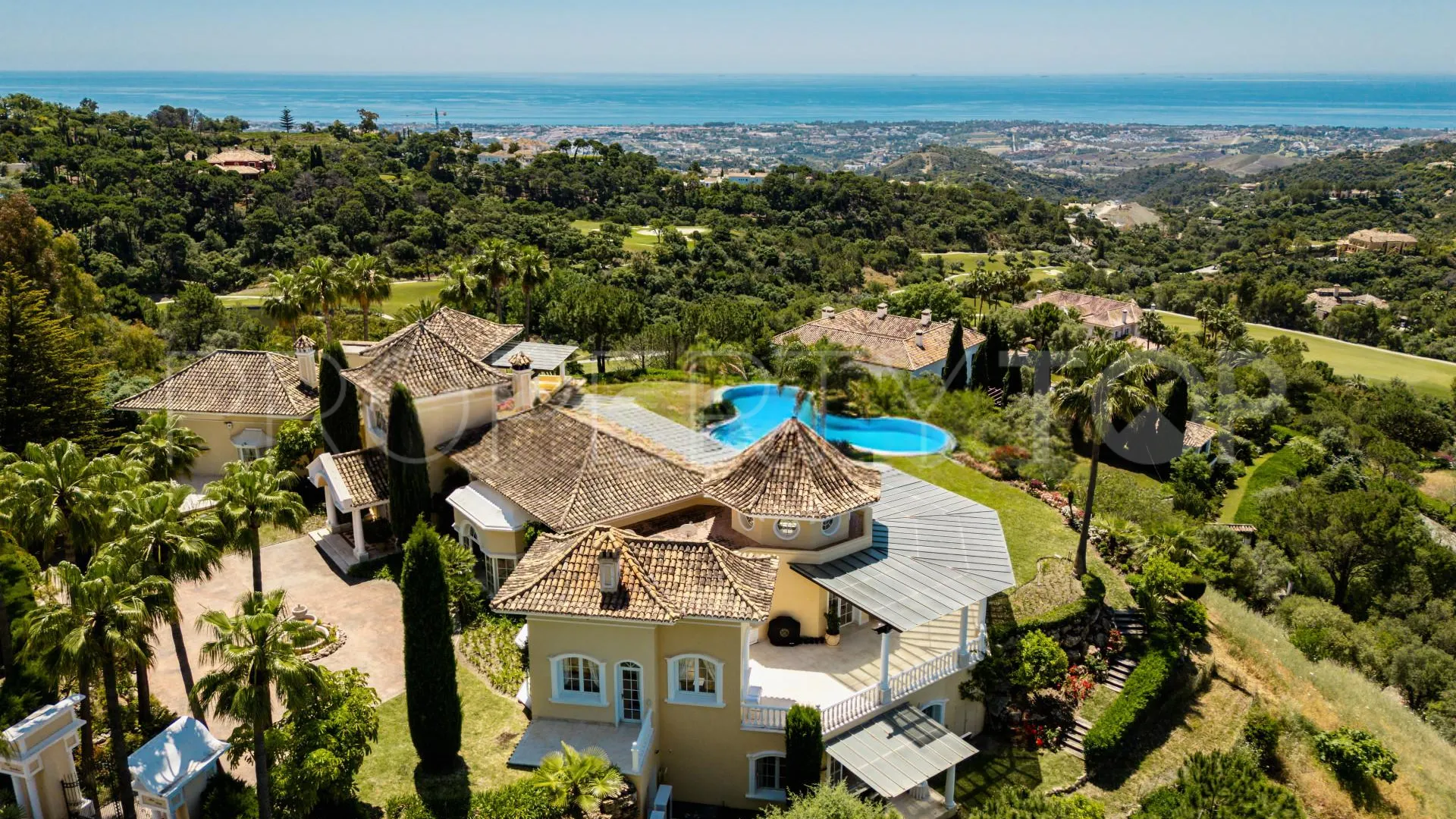 For sale La Zagaleta villa with 4 bedrooms