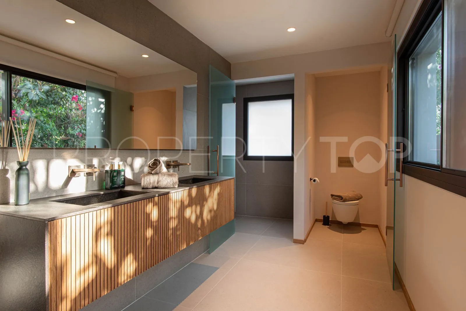 For sale villa in Guadalmina Alta