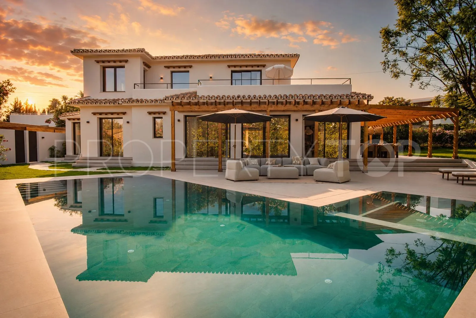 For sale villa in Guadalmina Alta