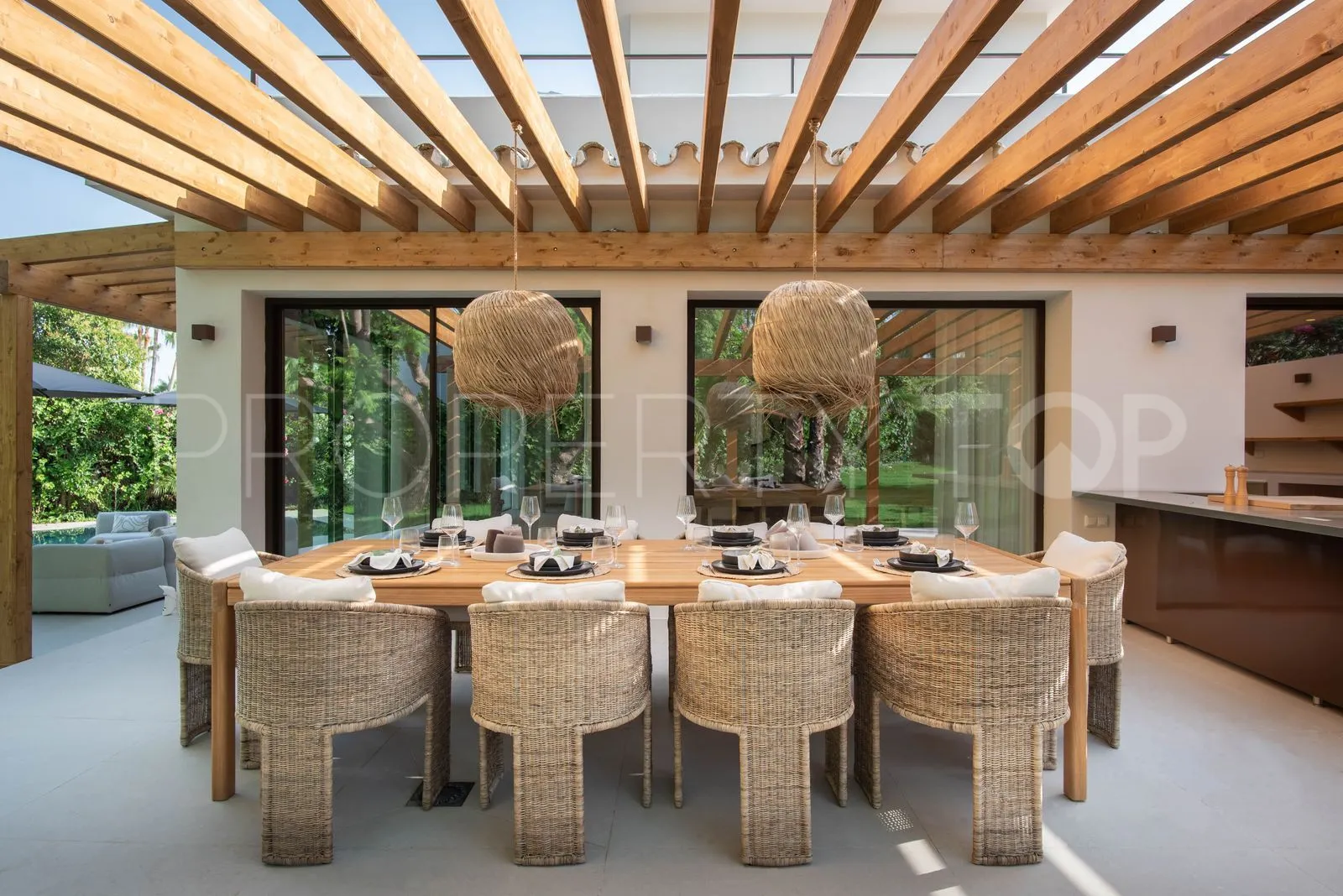 For sale villa in Guadalmina Alta