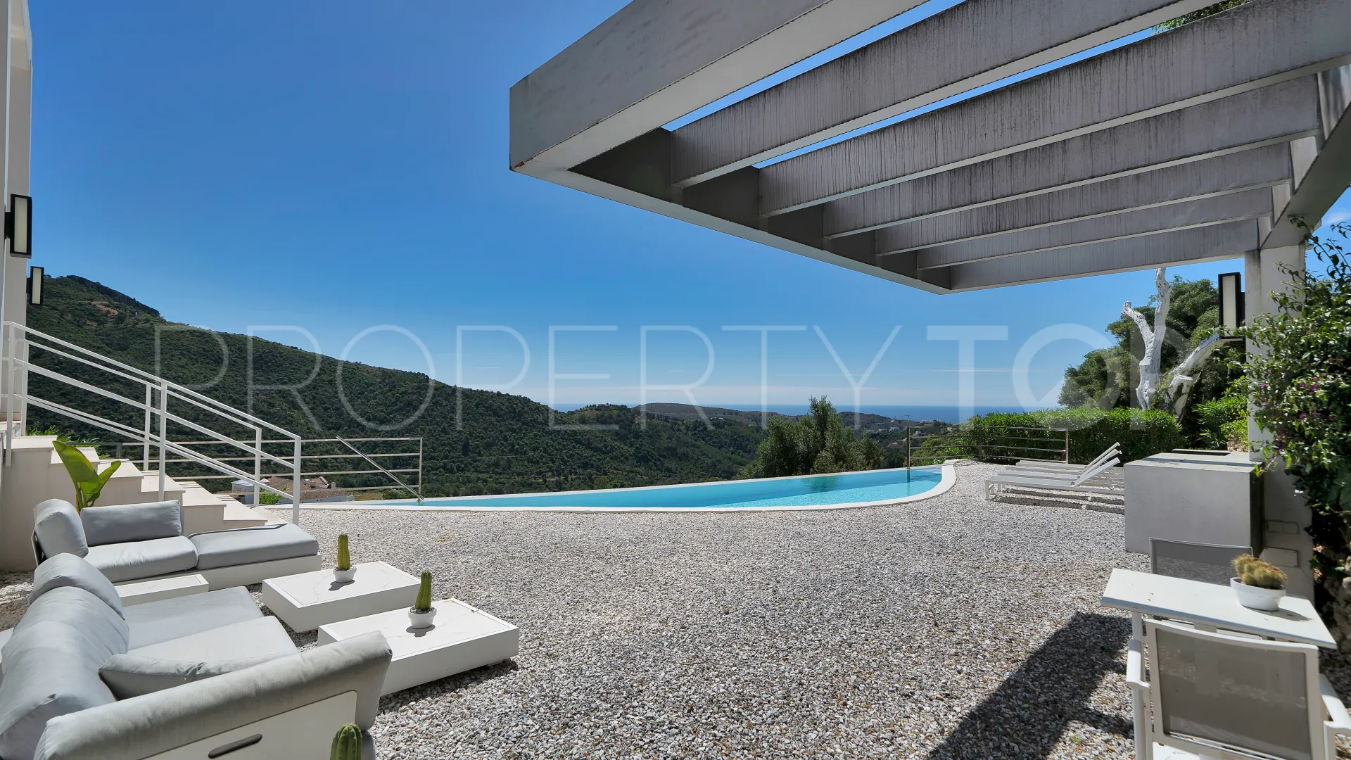 5 bedrooms Monte Mayor villa for sale