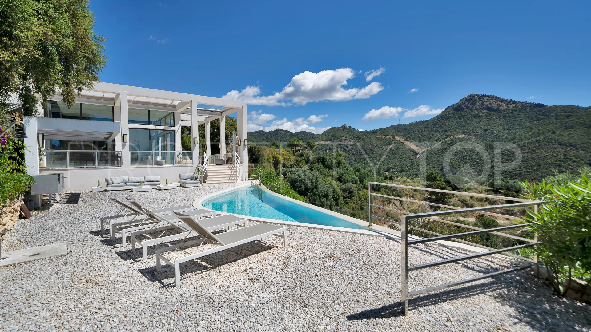 5 bedrooms Monte Mayor villa for sale