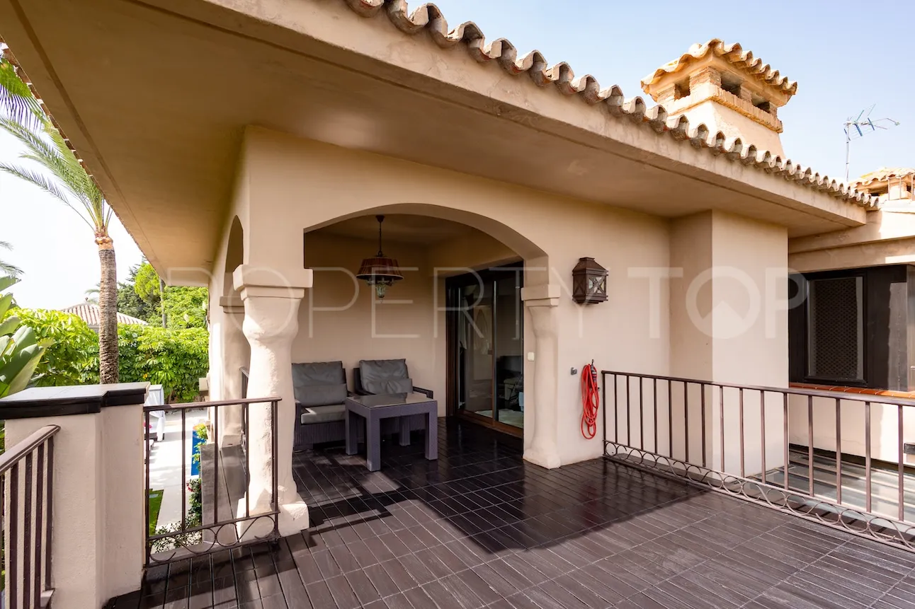For sale villa in Los Monteros