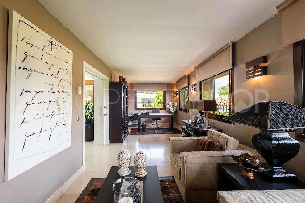 For sale villa in Los Monteros