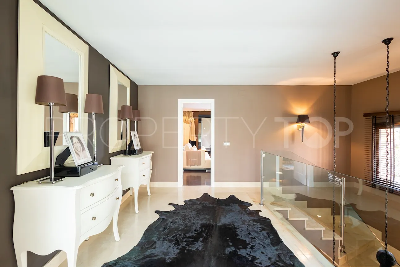 For sale villa in Los Monteros