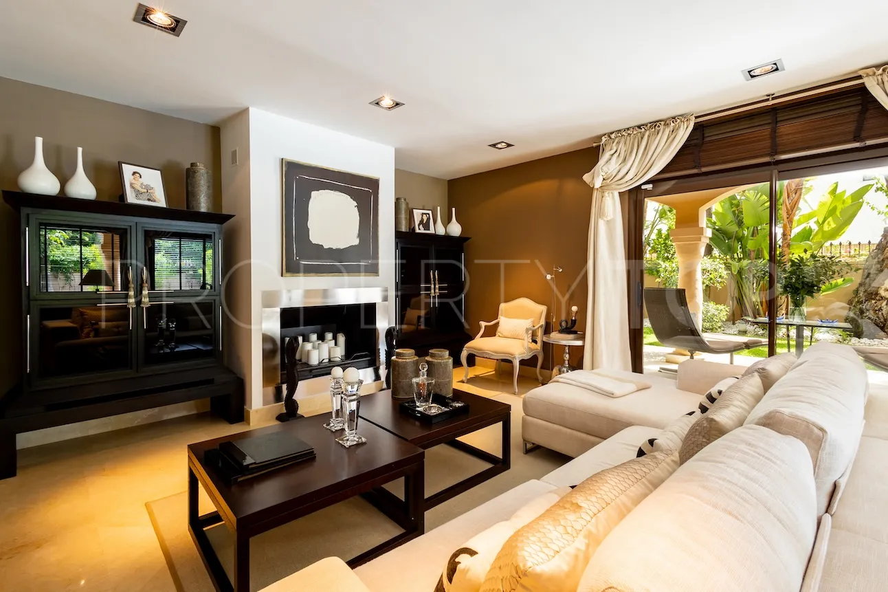For sale villa in Los Monteros