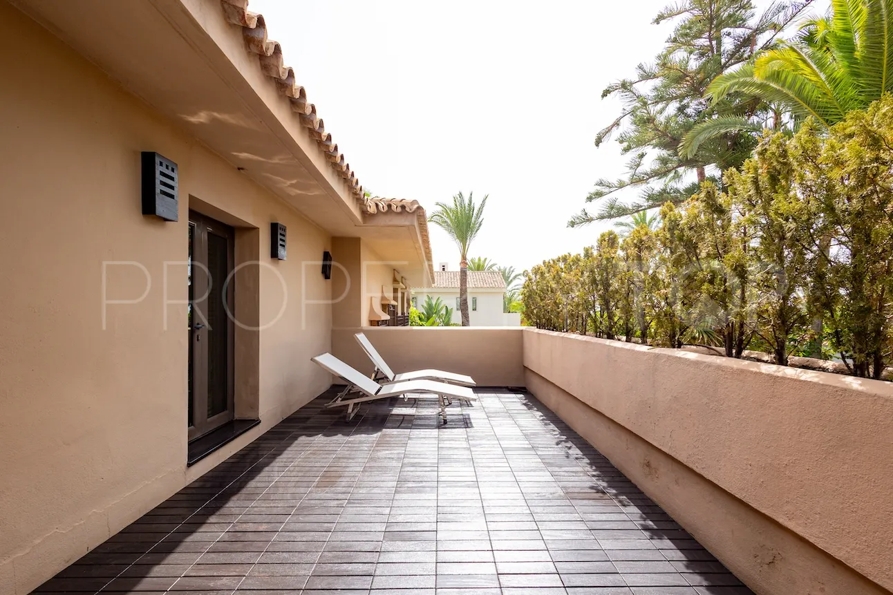 For sale villa in Los Monteros