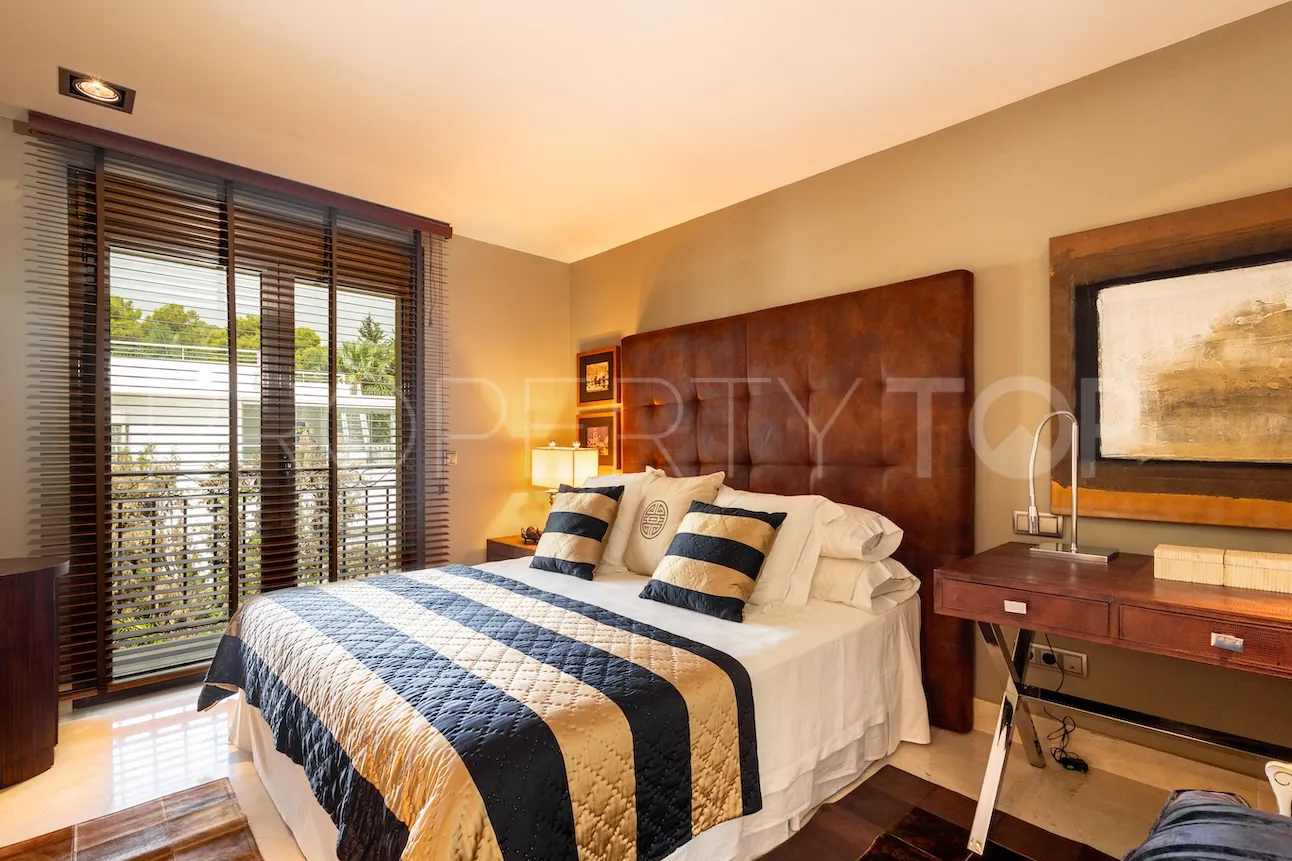 For sale villa in Los Monteros