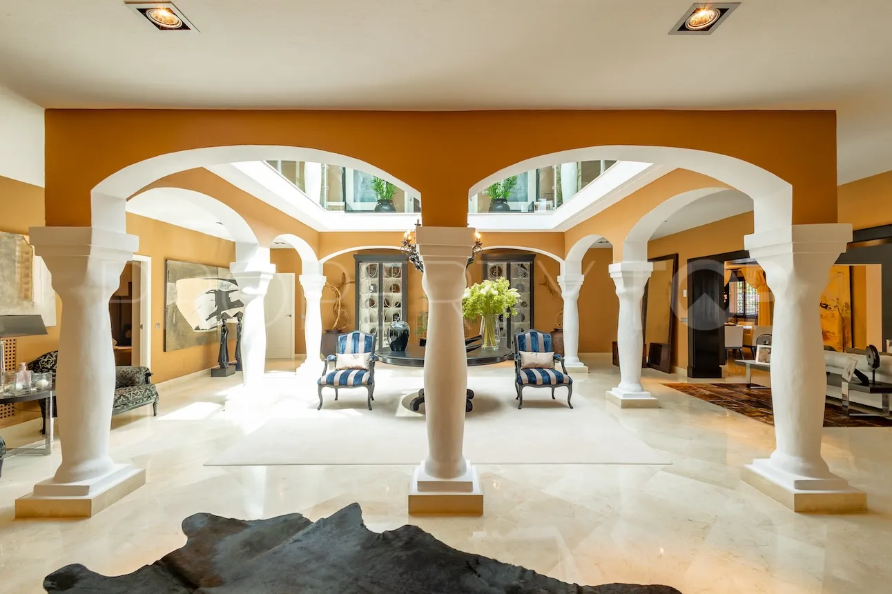 For sale villa in Los Monteros
