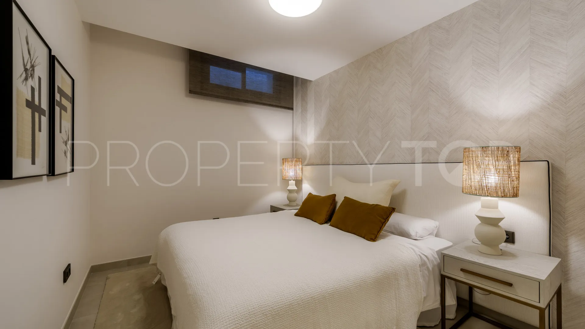For sale semi detached house in Marbella - Puerto Banus with 5 bedrooms