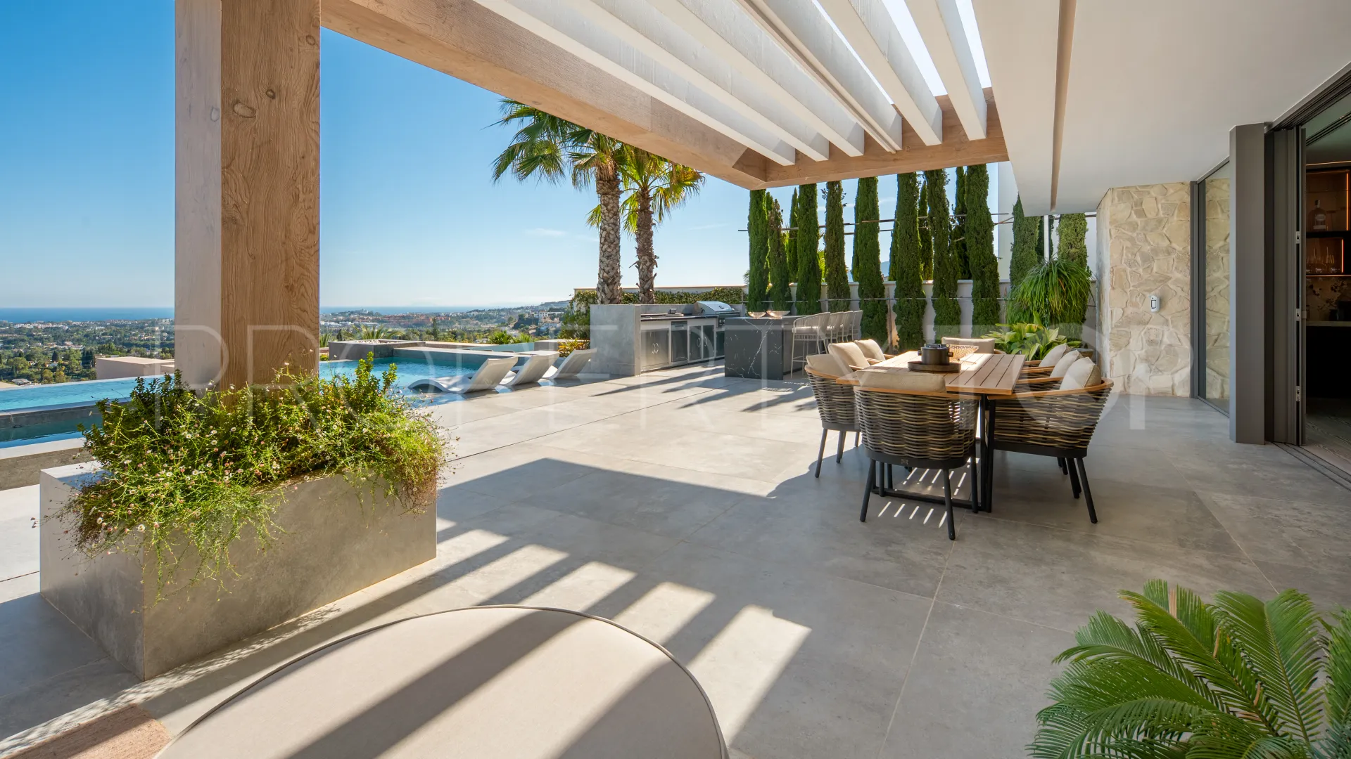Buy El Herrojo 5 bedrooms villa