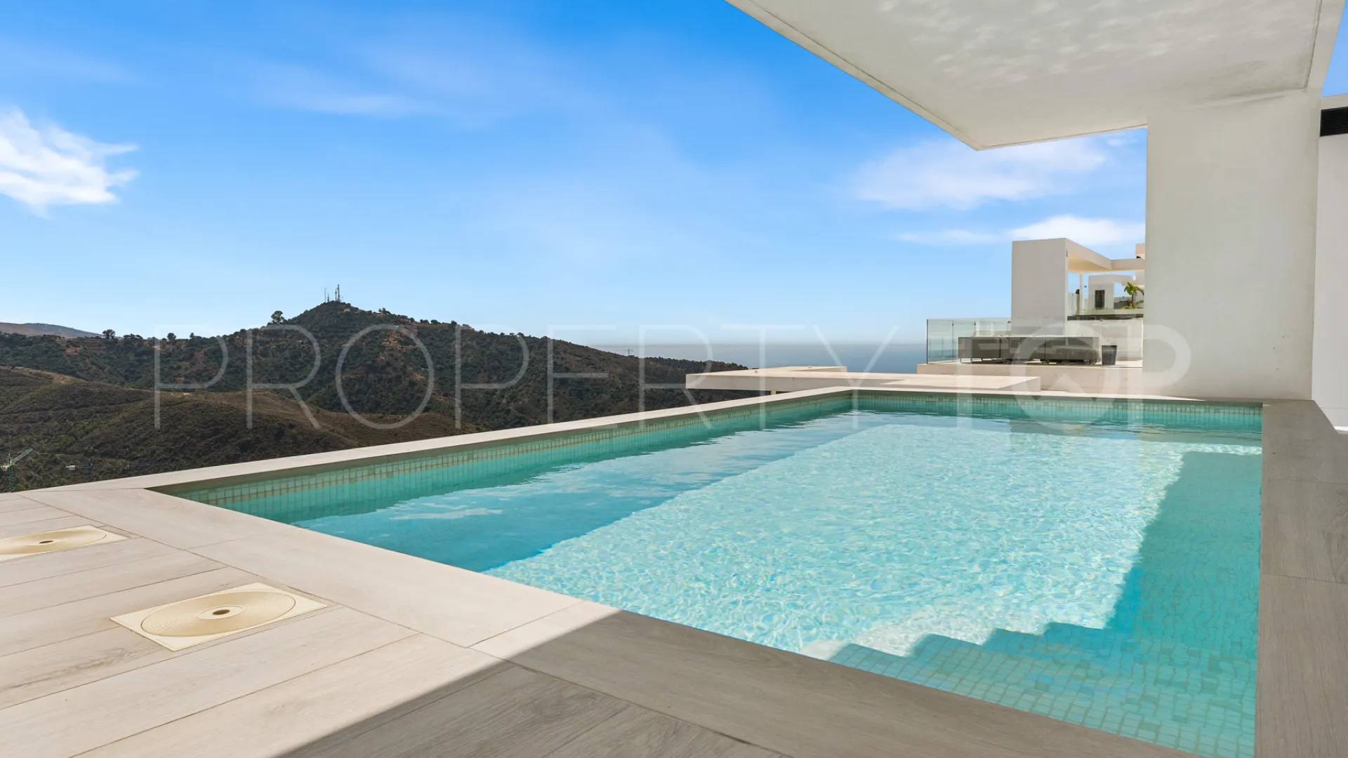 For sale Palo Alto duplex penthouse