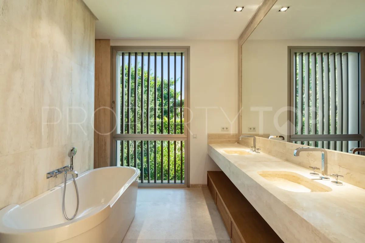 5 bedrooms villa in Finca Cortesin for sale