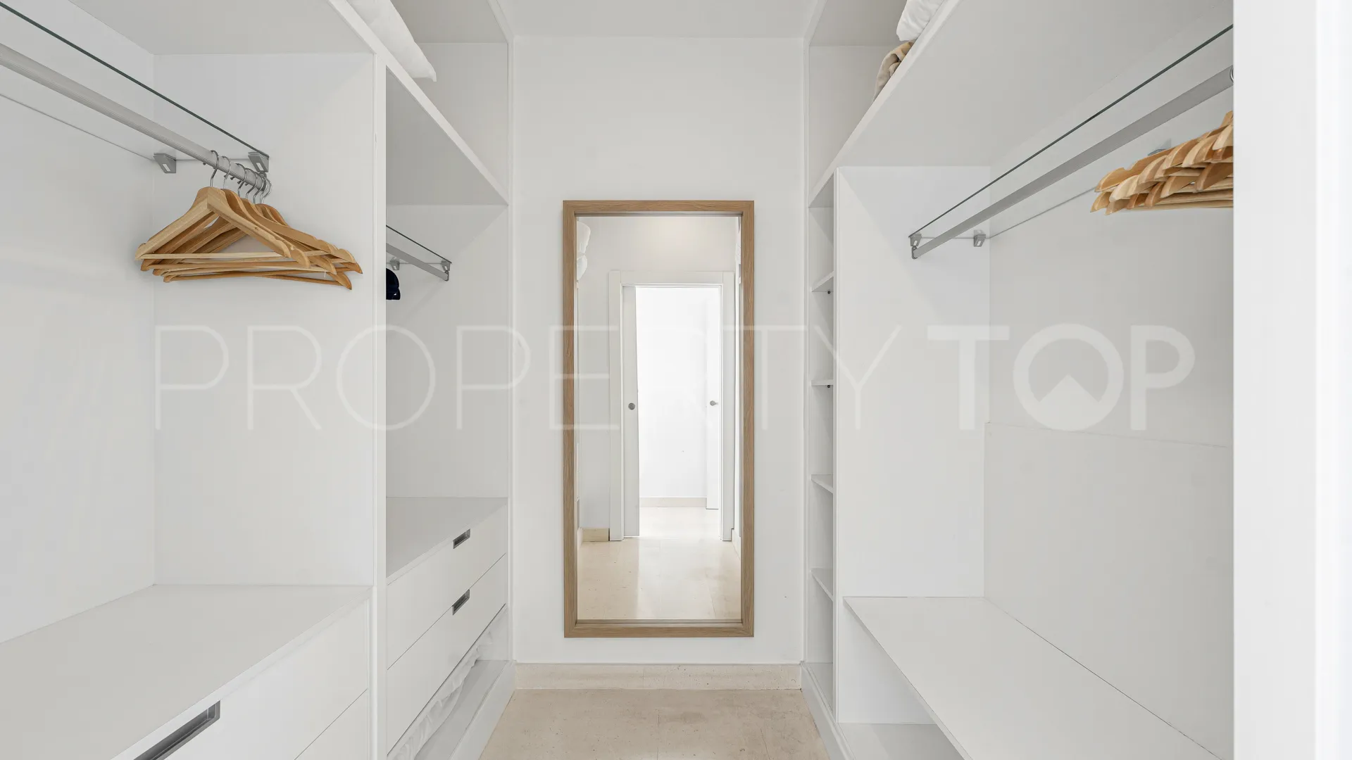 For sale 5 bedrooms villa in Cabopino