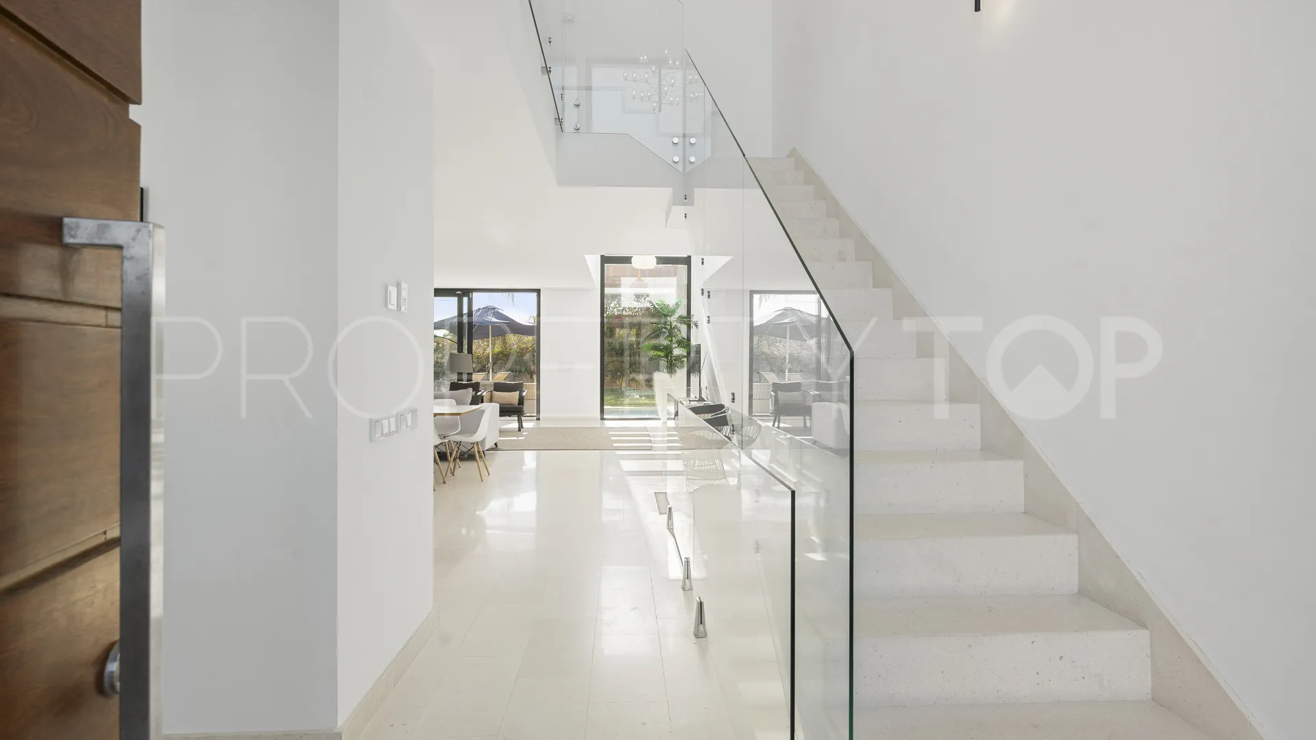 For sale 5 bedrooms villa in Cabopino