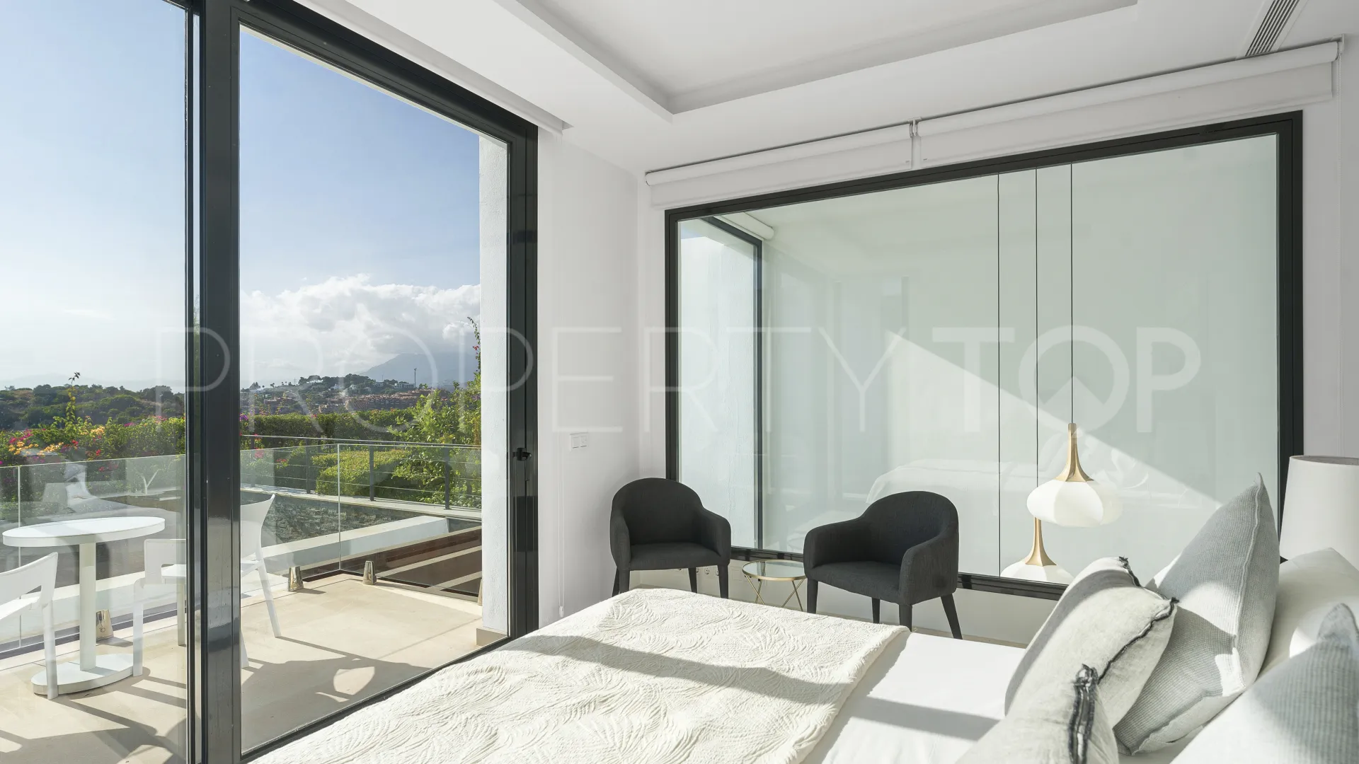 For sale 5 bedrooms villa in Cabopino