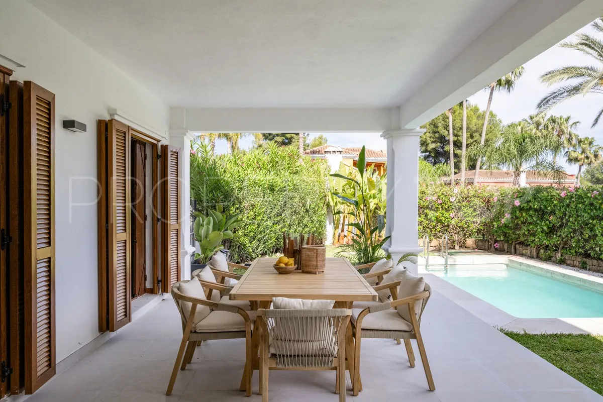 Villa en venta en Rocio de Nagüeles
