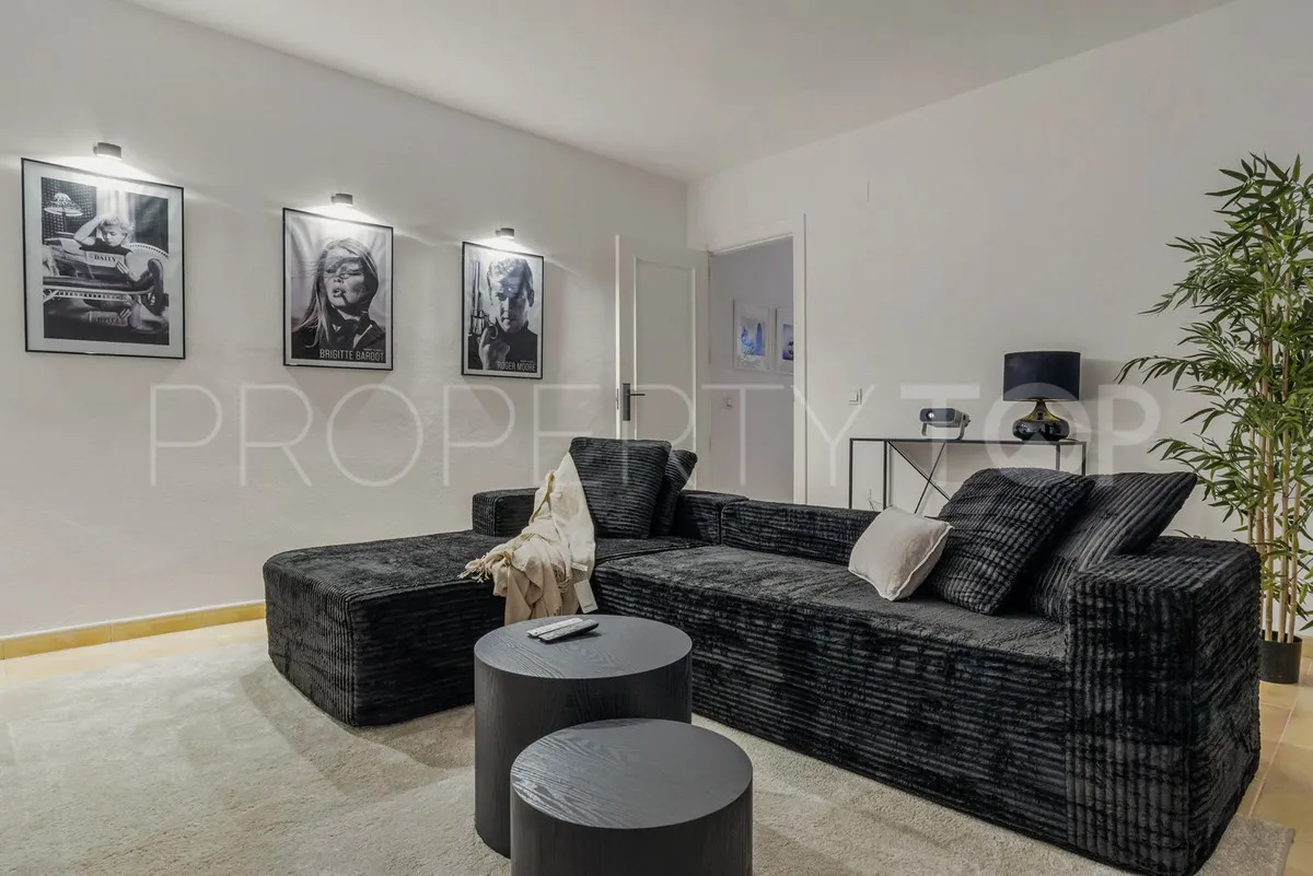 Villa en venta en Rocio de Nagüeles