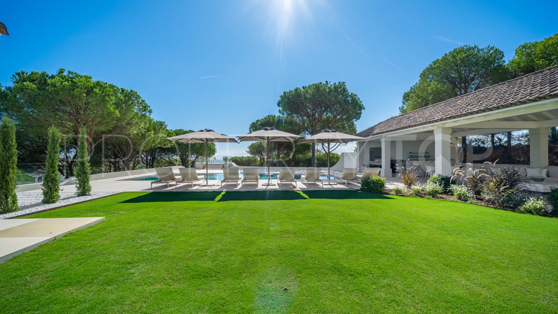 For sale villa in Sotogrande