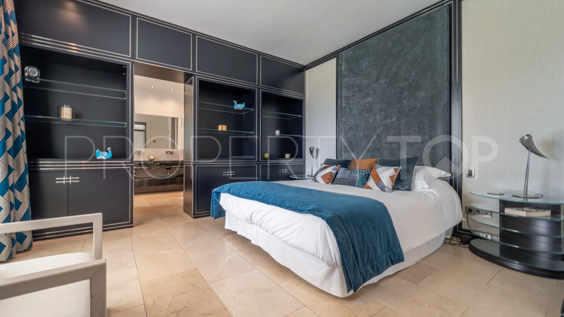 For sale villa in Sotogrande