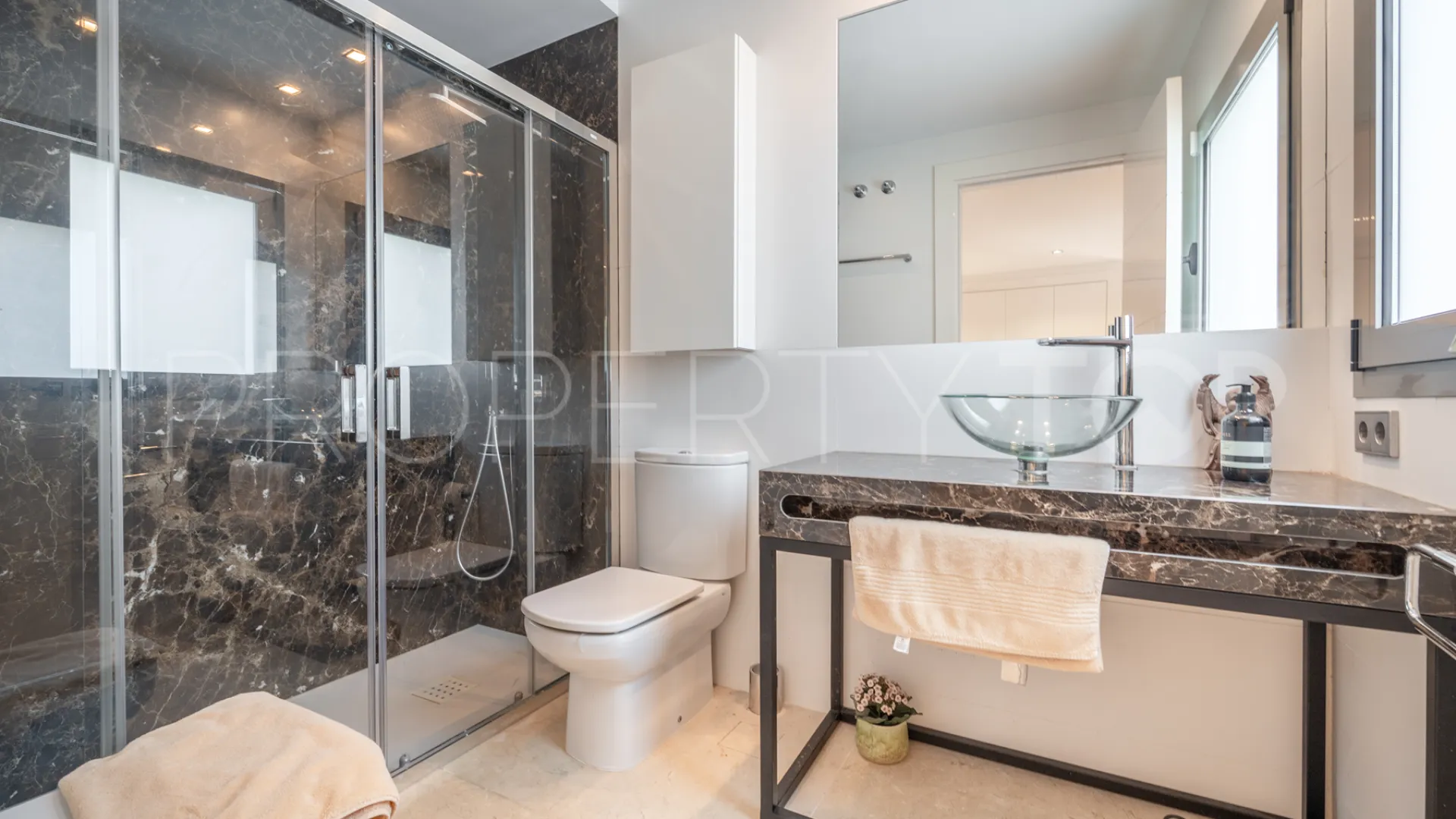 For sale villa in Sotogrande