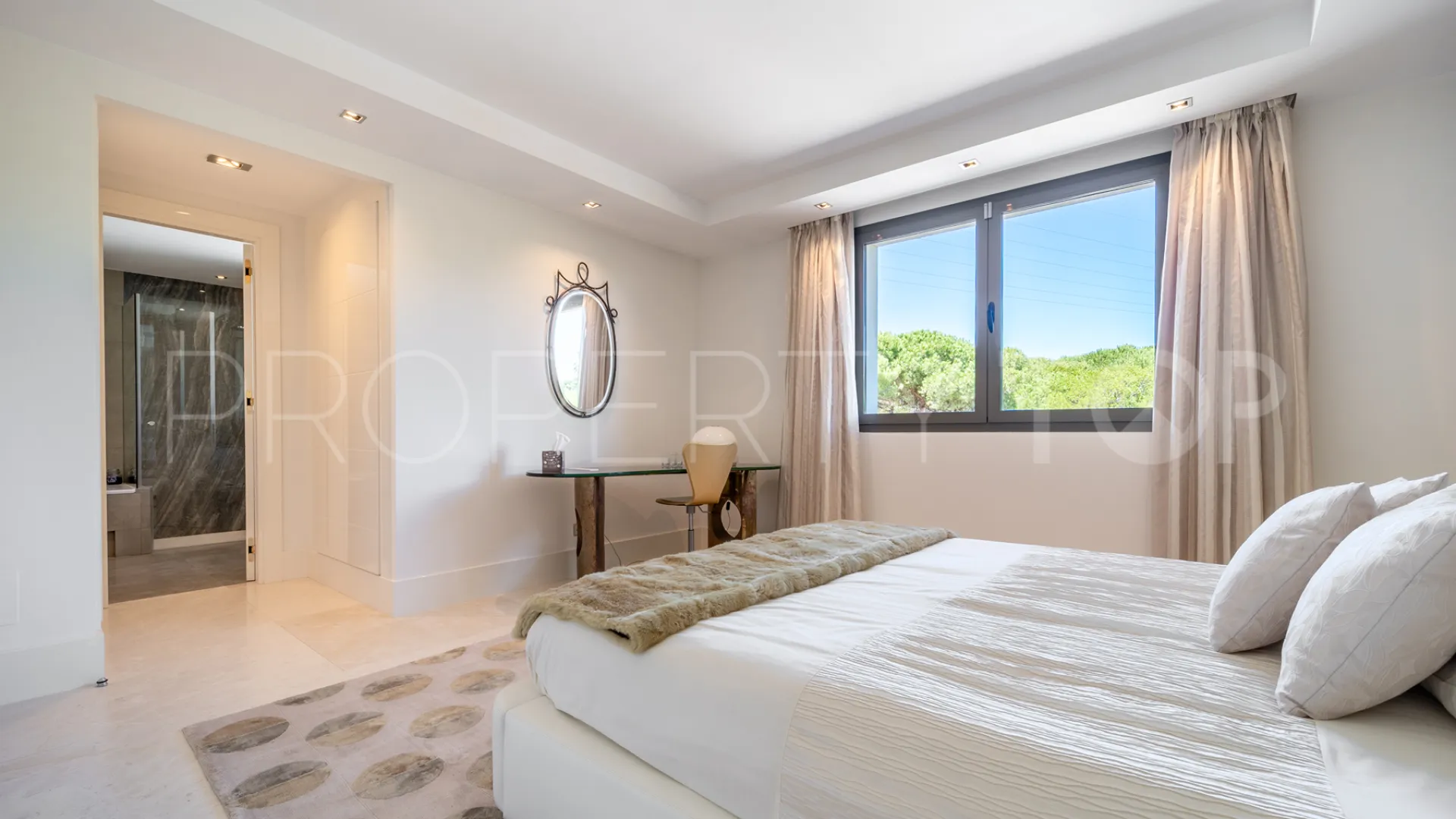 For sale villa in Sotogrande