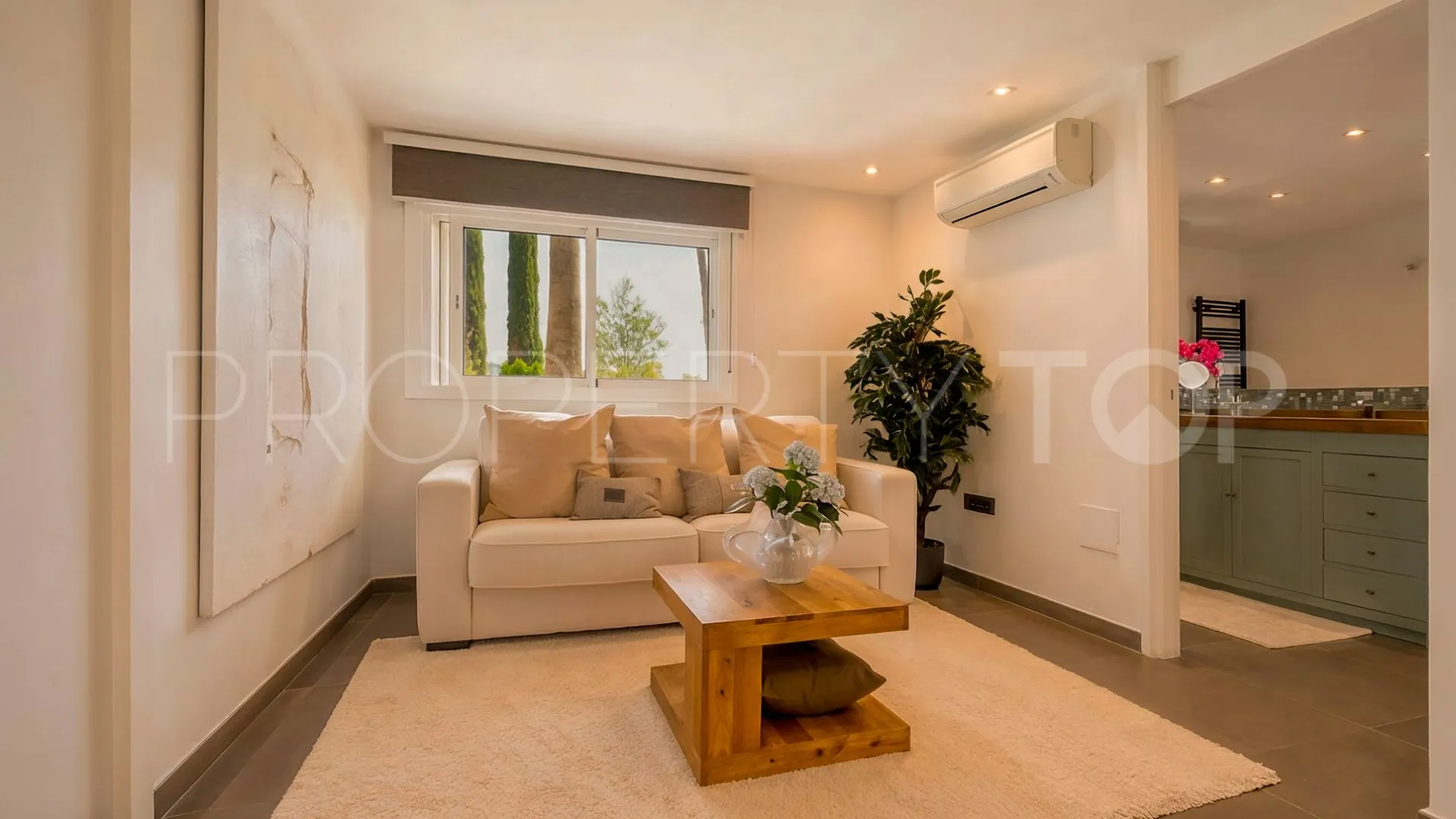 For sale 5 bedrooms villa in Benahavis