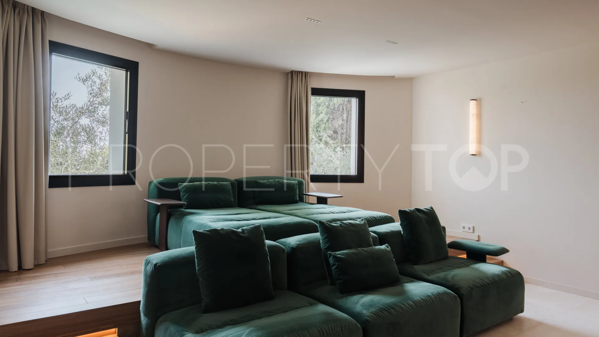 Se vende villa en El Madroñal