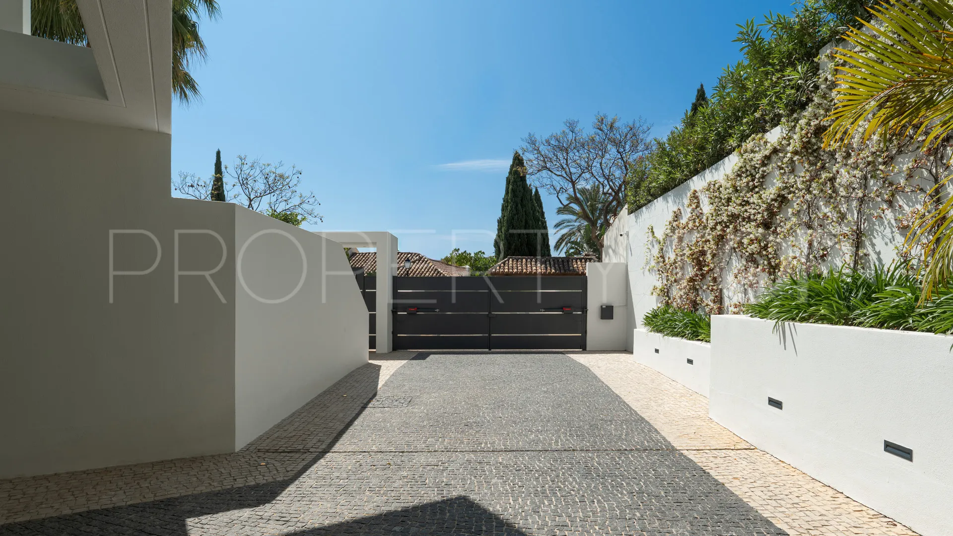 Los Flamingos 6 bedrooms villa for sale