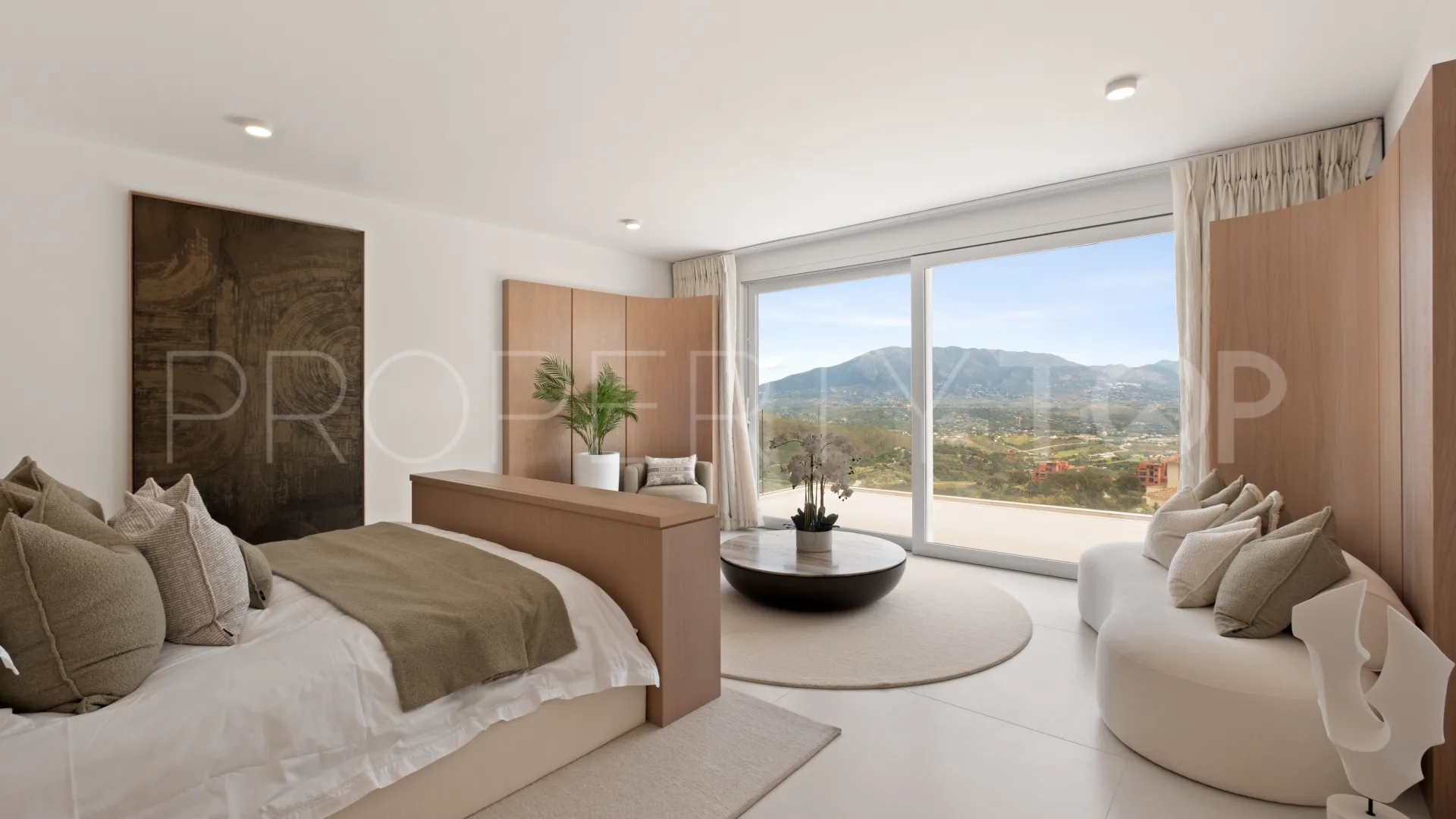 Villa for sale in La Mairena