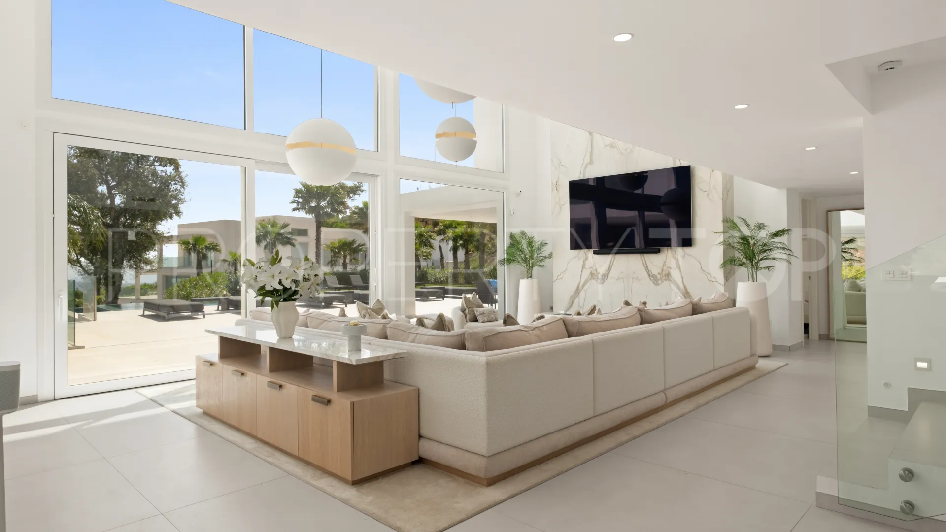 Villa for sale in La Mairena
