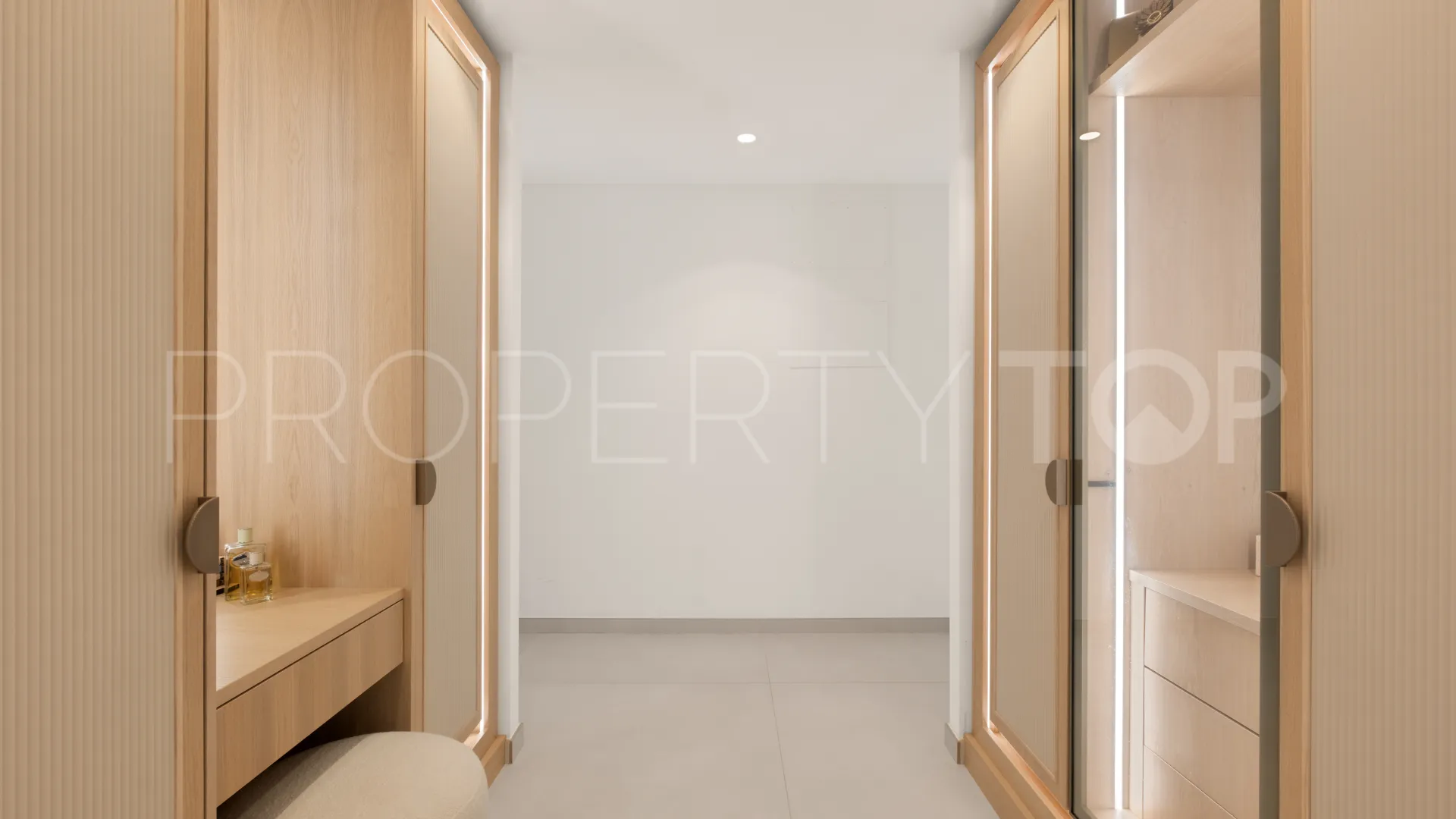Villa for sale in La Mairena