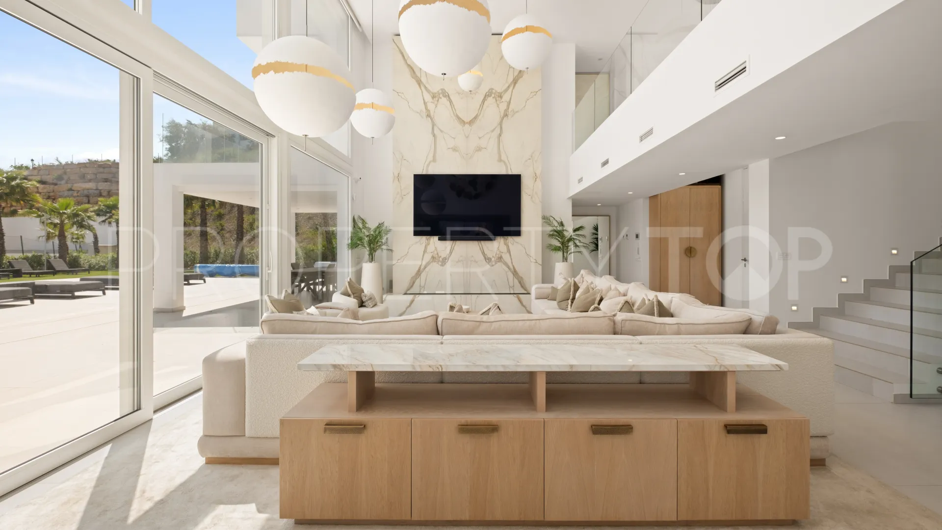 Villa for sale in La Mairena