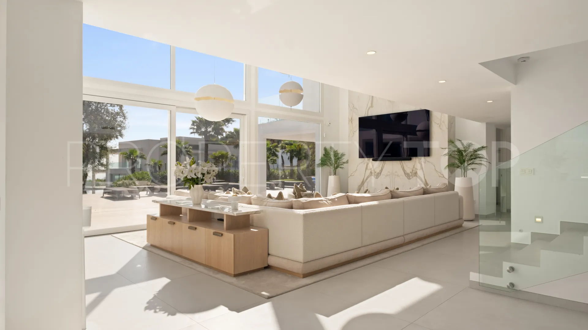 Villa for sale in La Mairena