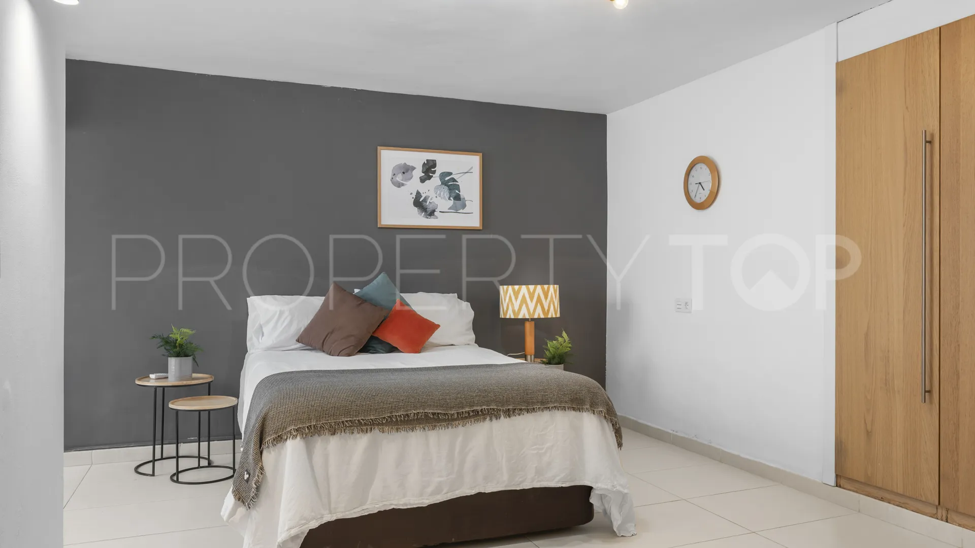 Villa in Nueva Andalucia for sale