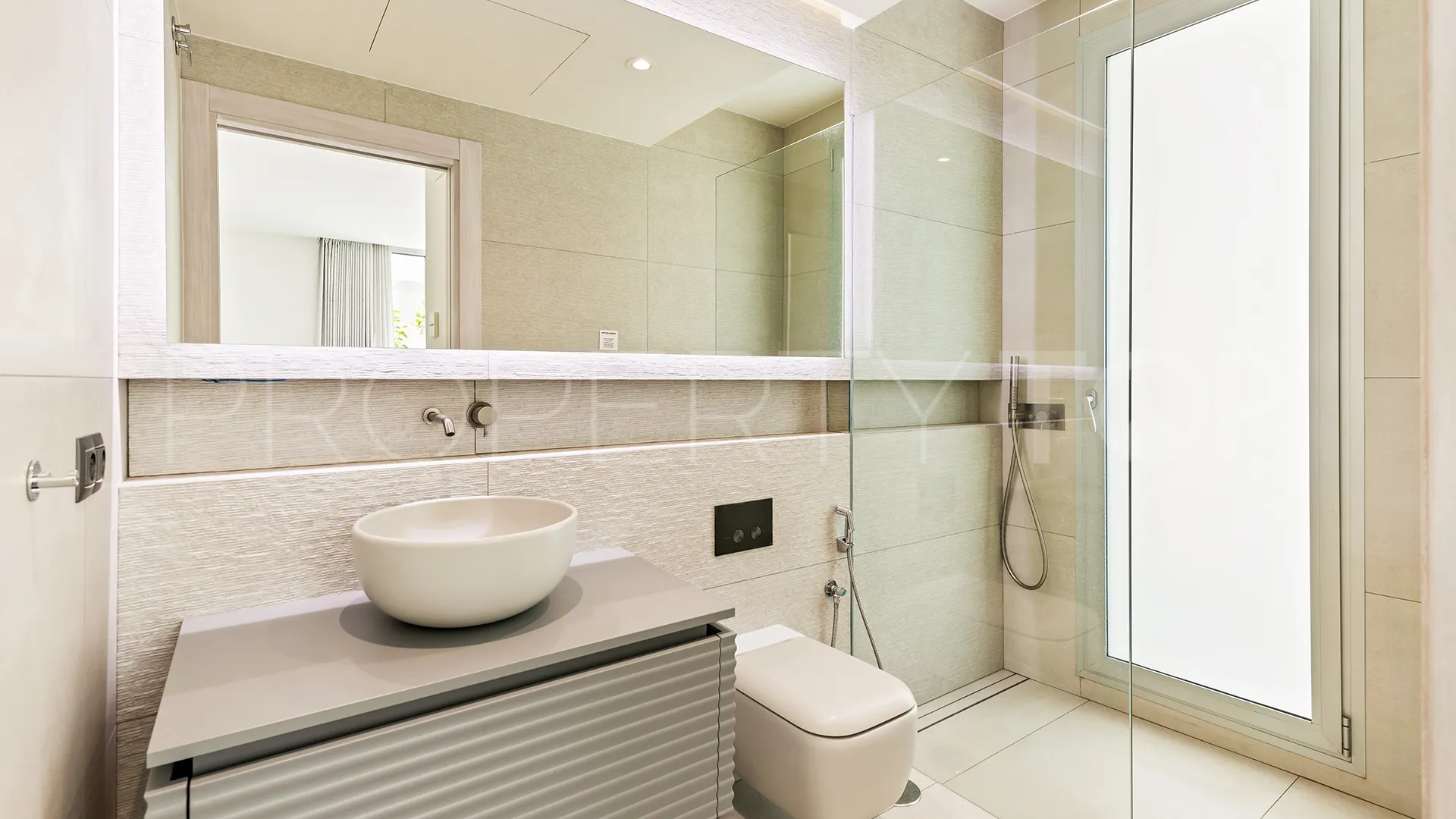 Comprar villa en Mijas Costa de 5 dormitorios