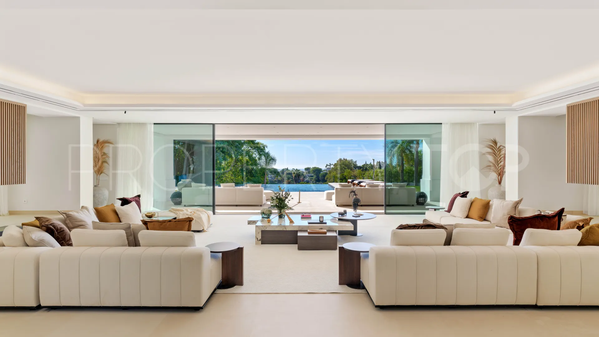 Comprar villa en La Quinta