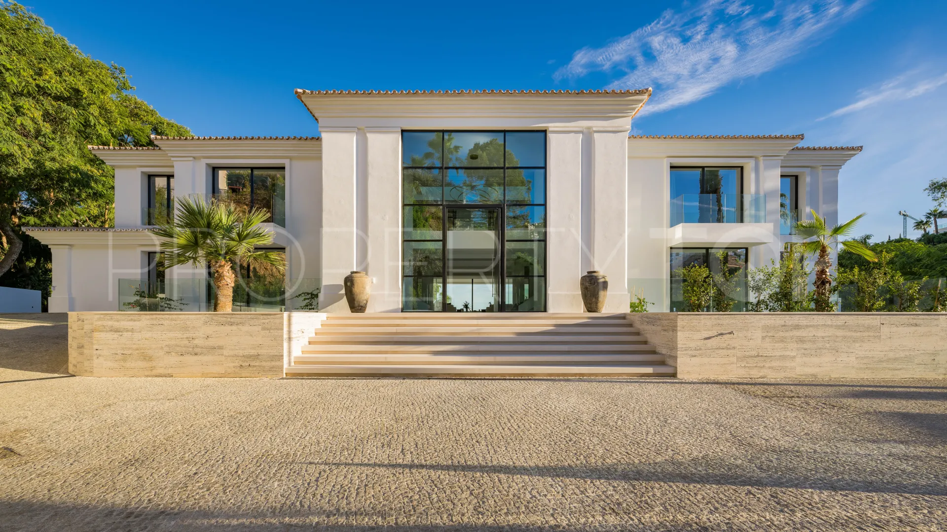 Comprar villa en La Quinta