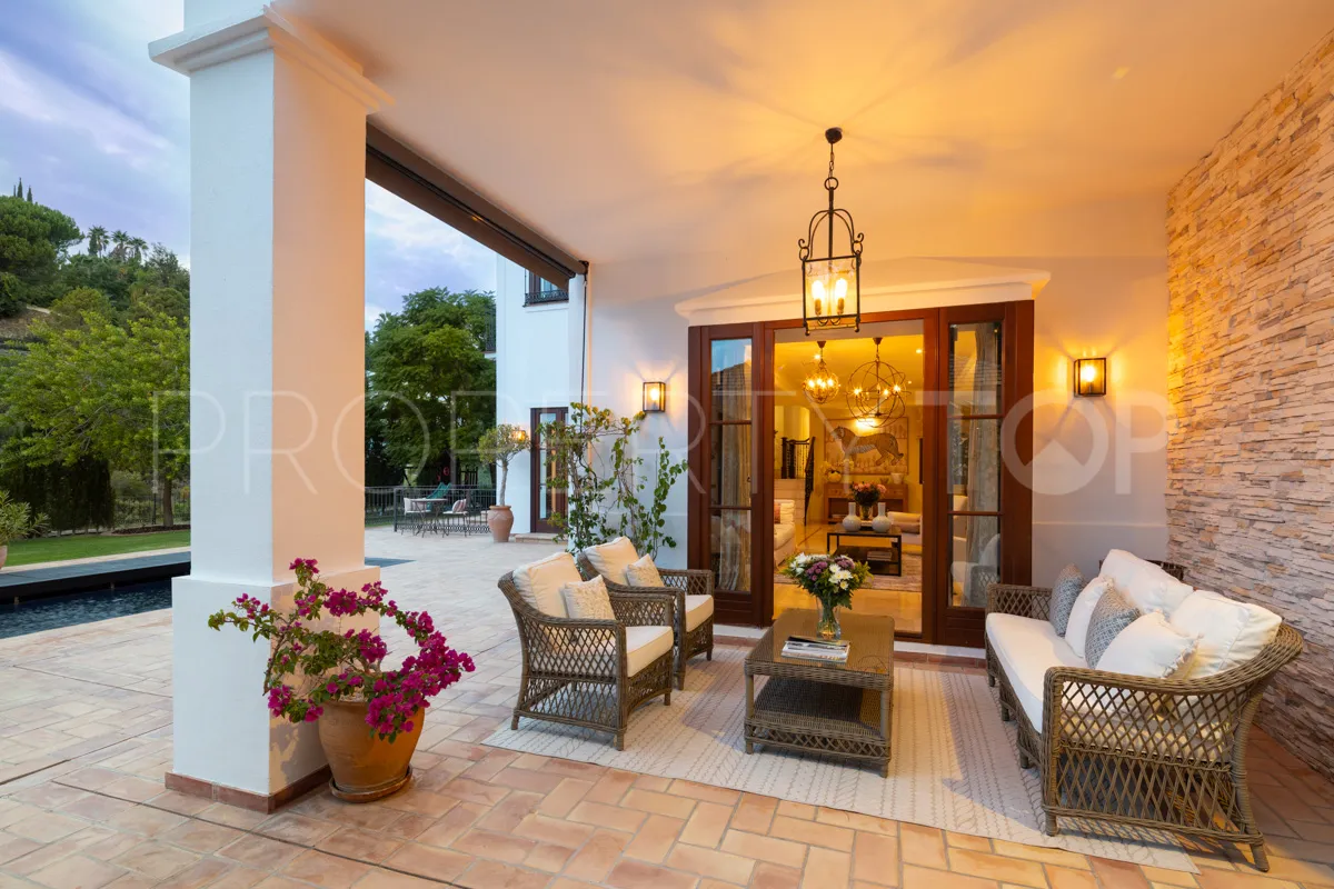 6 bedrooms El Madroñal villa for sale