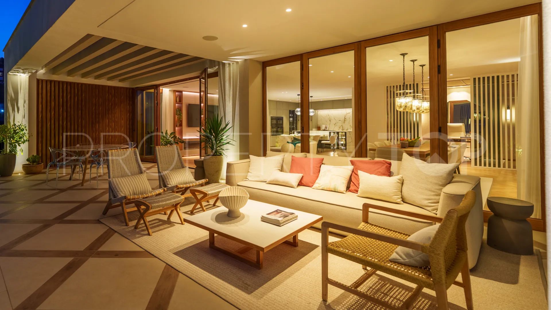 For sale 5 bedrooms villa in La Quinta