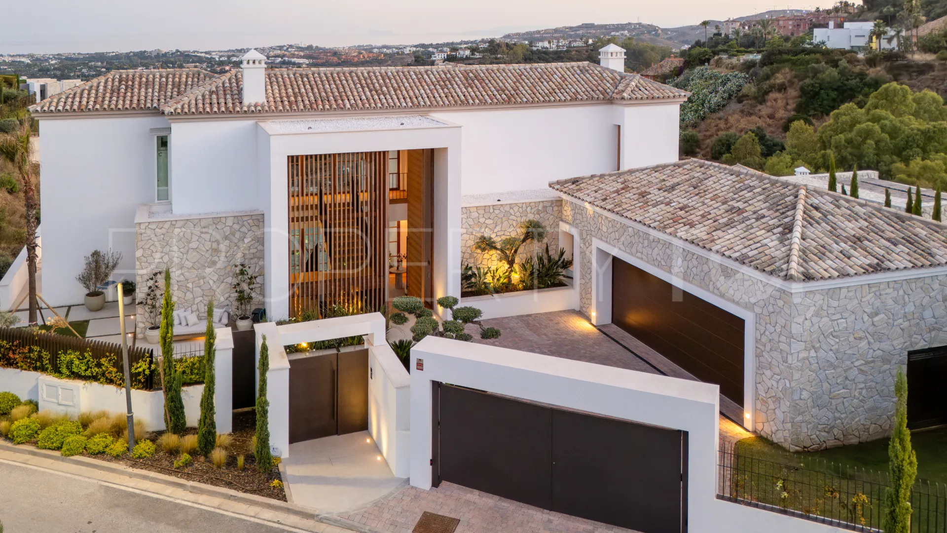 For sale 5 bedrooms villa in La Quinta