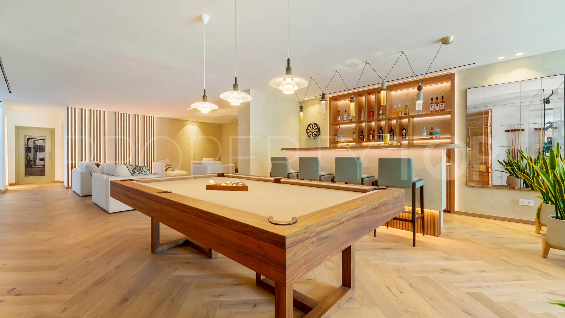 For sale 5 bedrooms villa in La Quinta