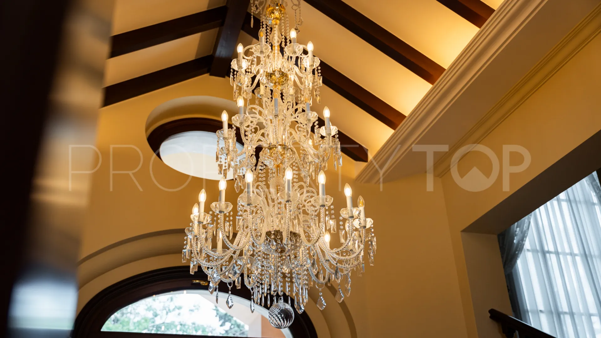 For sale Guadalmina Baja villa with 8 bedrooms