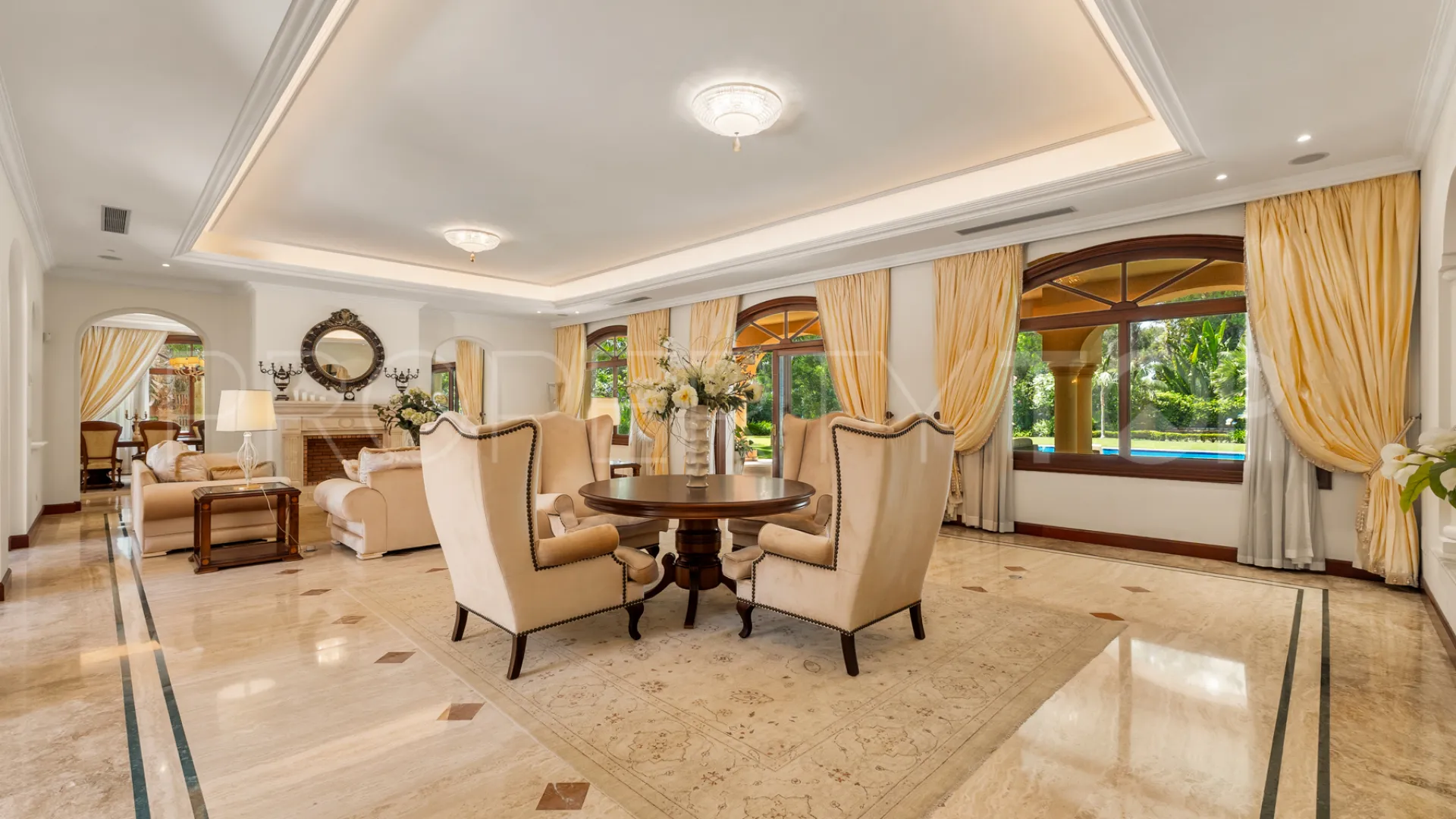 For sale Guadalmina Baja villa with 8 bedrooms