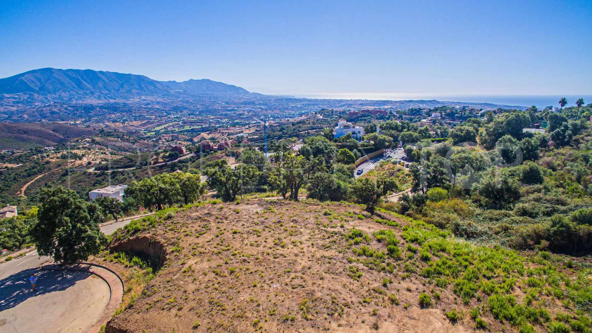 La Mairena plot for sale