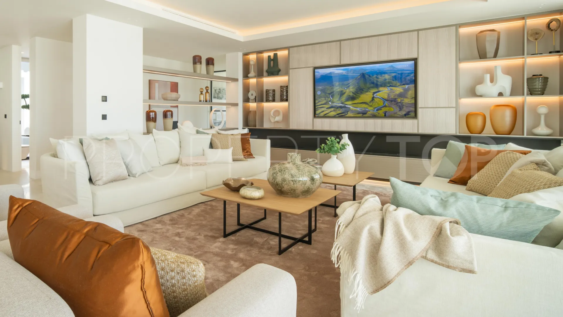 El Herrojo villa for sale