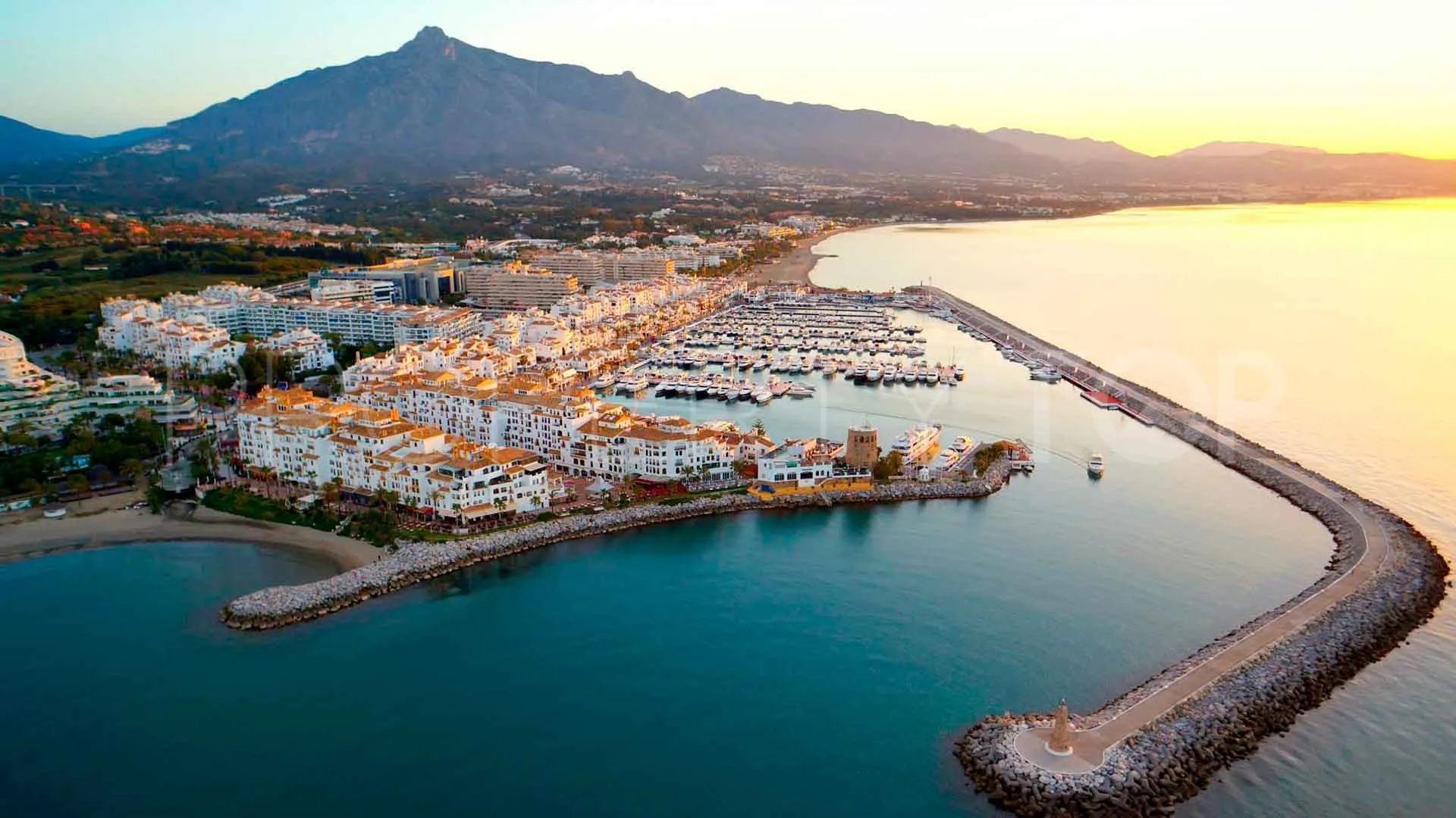 Villa en venta en Marbella - Puerto Banus